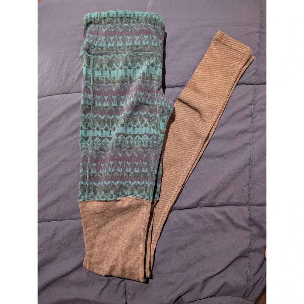 Alo‎ Yoga Women's Graphic Leggings Aztec Print High Waist Activewear - Size S